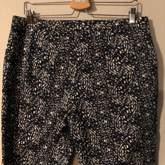 Coldwater Creek navy patterned cropped pants - Picture 12 of 15